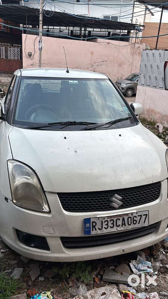 Maruti Suzuki Swift 2009 Cng & Hybrids 130000 Km Driven