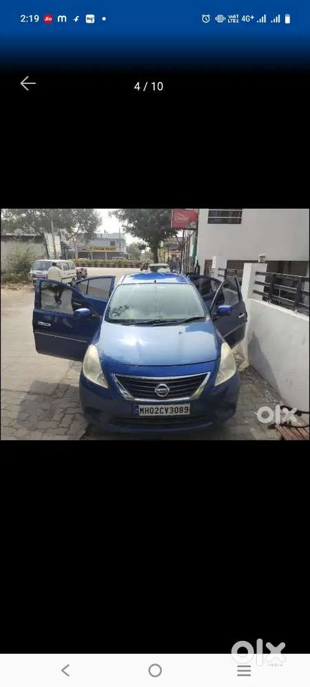 Nissan Sunny 2012