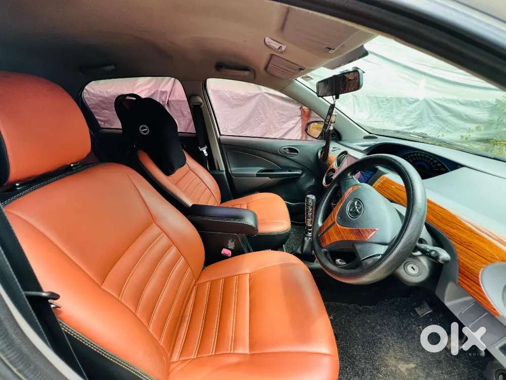 Toyota Etios Liva 2013