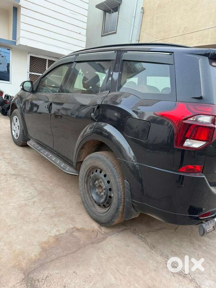 Mahindra Xuv500 2019 Diesel 98000 Km Driven