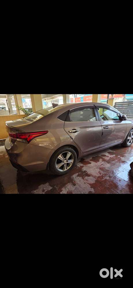 2017 (dec) Hyundai Verna 1.6 Crdi Sx (diesel)  Py-01
