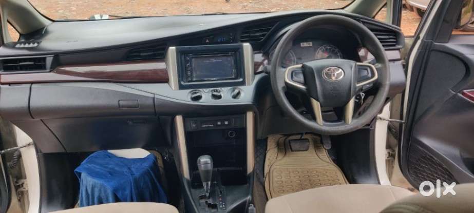 Toyota Innova Crysta 2.8 Gx Automatic 7 Str, 2016, Diesel