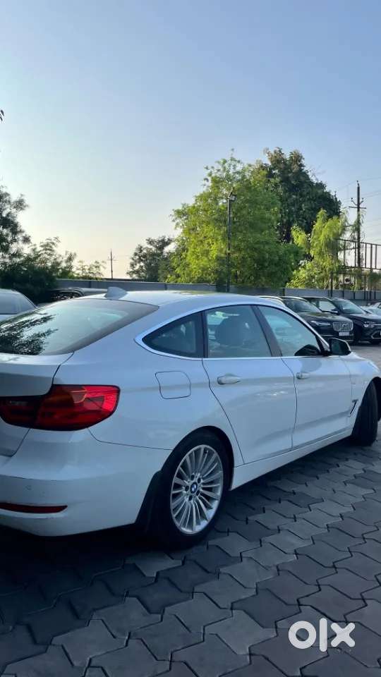 Bmw 3 Series Gt 320d Luxury Line, 2015, Diesel