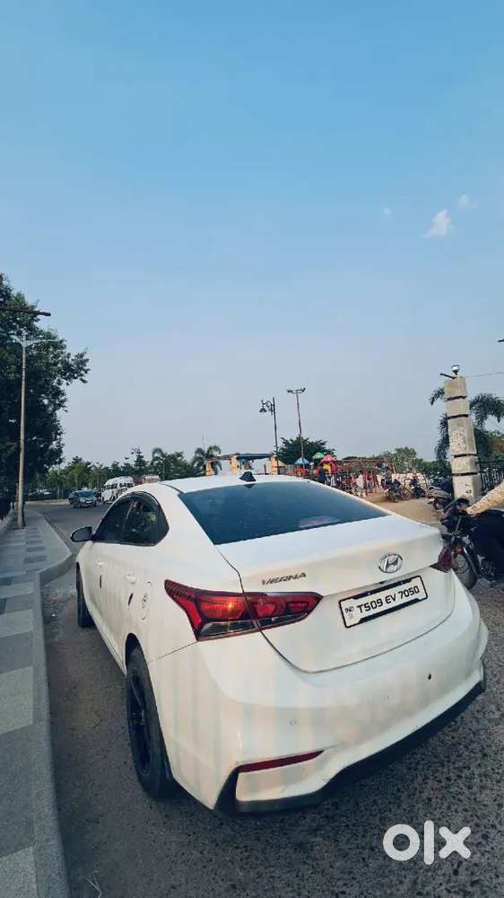 Hyundai Fluidic Verna 2017