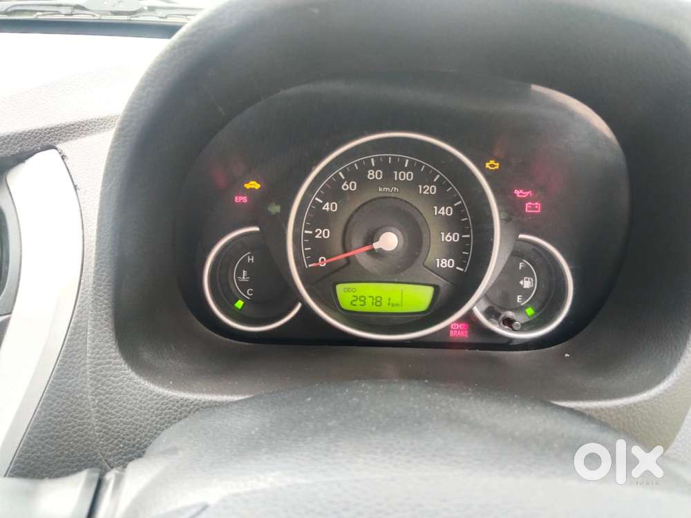 Hyundai Eon Magna +, 2011, Petrol