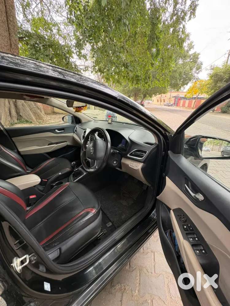 Hyundai Verna 2022 Diesel 93000 Km Driven