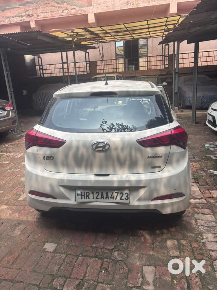Hyundai Elite I20 Magna+ Petrol Manual 2015