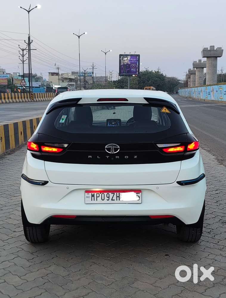 Tata Altroz 1.2 Xt, 2022, Petrol