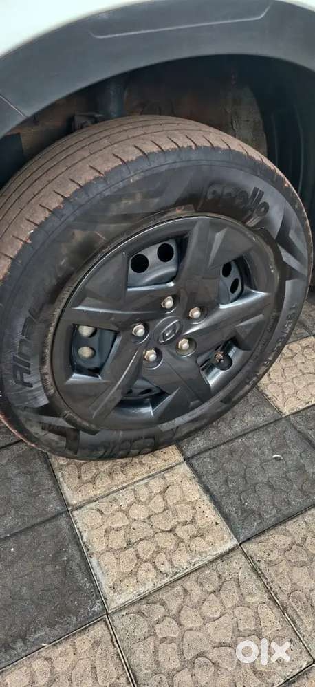 Hyundai Venue Petrol Manual 2024