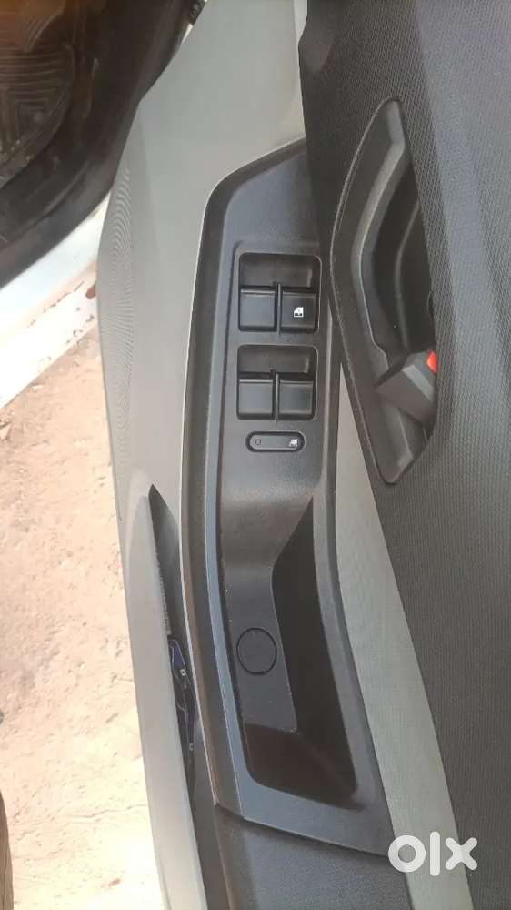 Tiago Cng Motar Cab