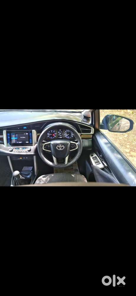 Toyota Innova Crysta