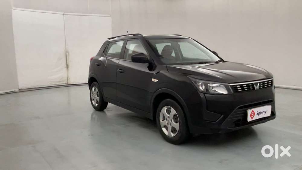 Mahindra Xuv300 W6, 2023, Petrol
