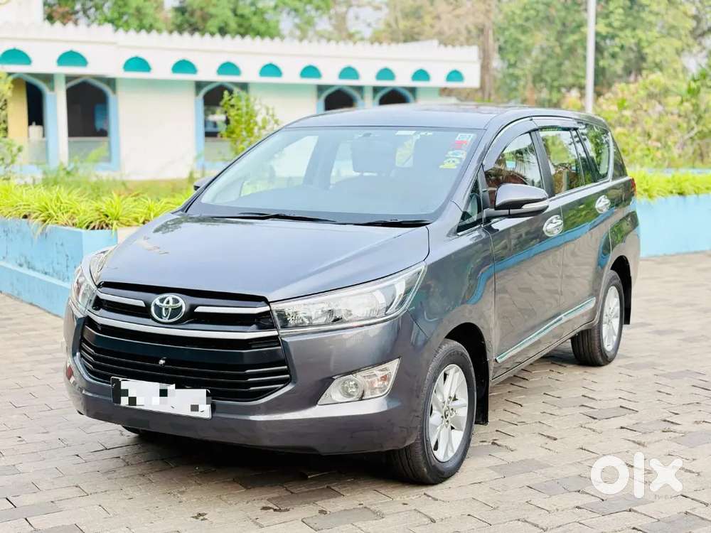 Toyota Innova Crysta 2016