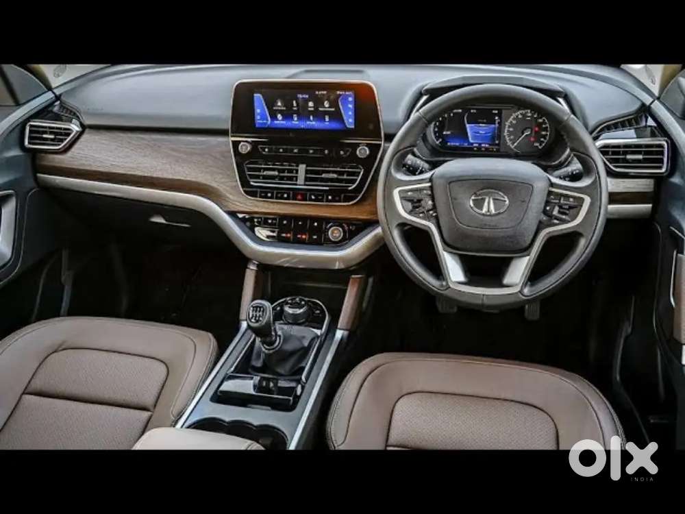 Tata Harrier Dual Tone Top End Model With Panaromic Sunroof Diesel