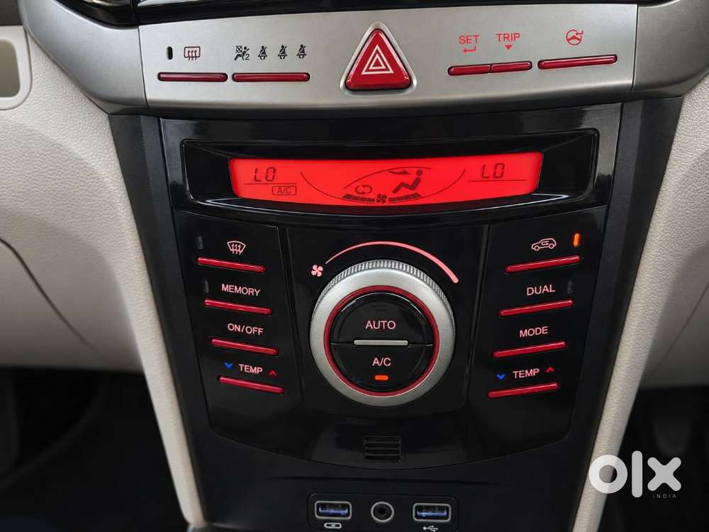 Mahindra Xuv300 W8 (o) 1.5 Diesel Amt, 2021, Diesel