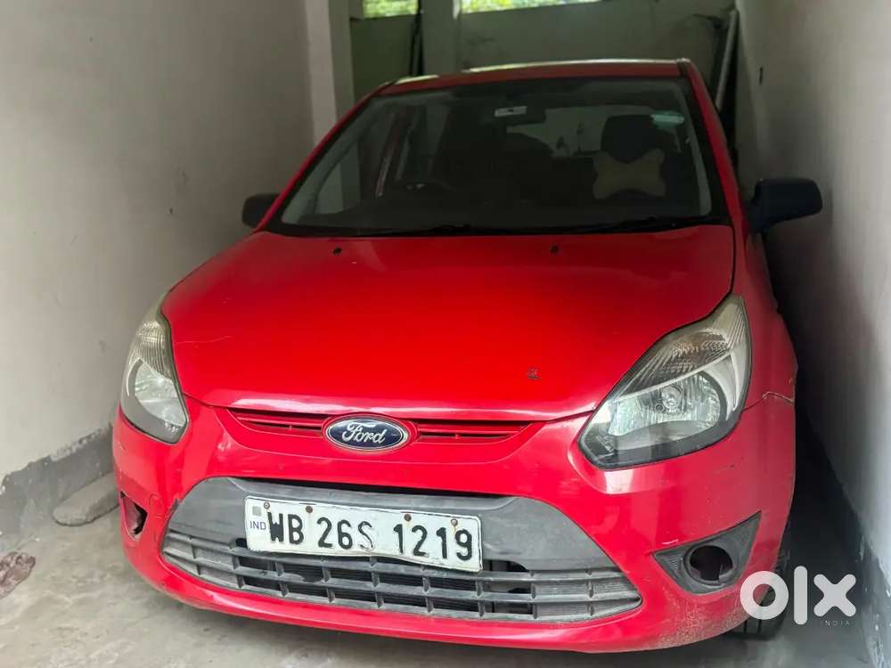 Ford Figo Petrol Exi 2011