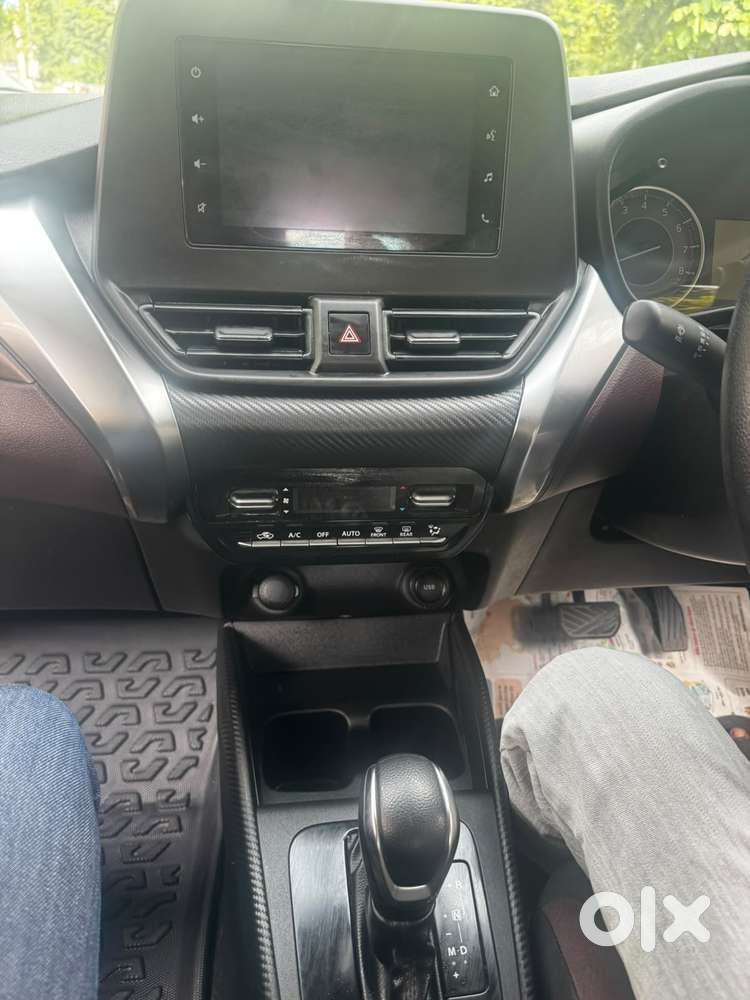 Maruti Suzuki Fronx Delta Plus 1.2l Ags, 2023, Petrol