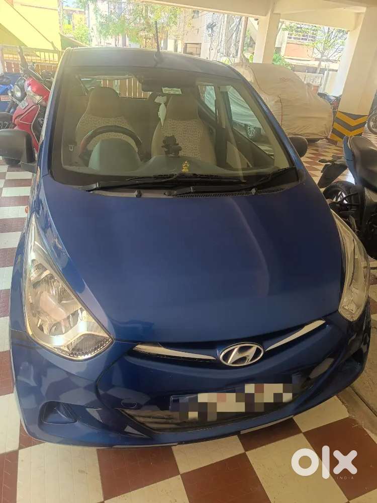 Hyundai Eon 2017 Petrol 23500 Km New Tyres