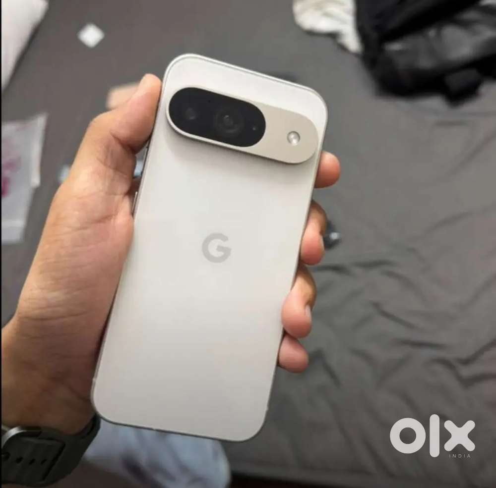 Google pixel 9 11 months old excellent condition