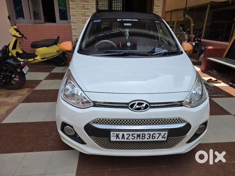 Hyundai Grand I 10 Sportz Petrol