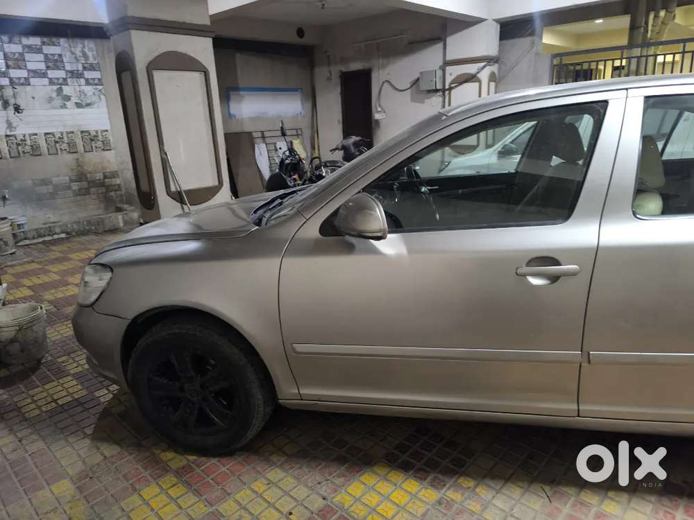 Skoda Laura Ambition 2010 - Automatic