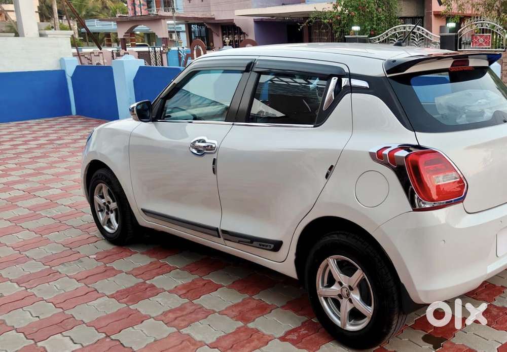 Maruti Suzuki Swift Vvt Vxi, 2021, Petrol