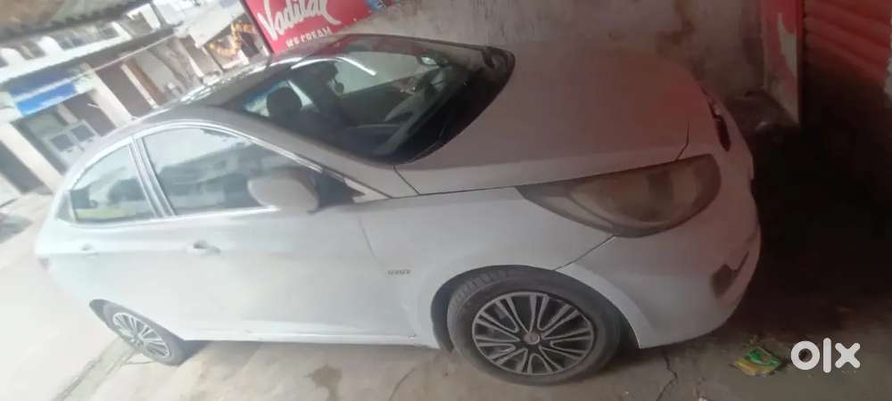 Hyundai Verna 1.4 Crdi 2011 Diesel Manual
