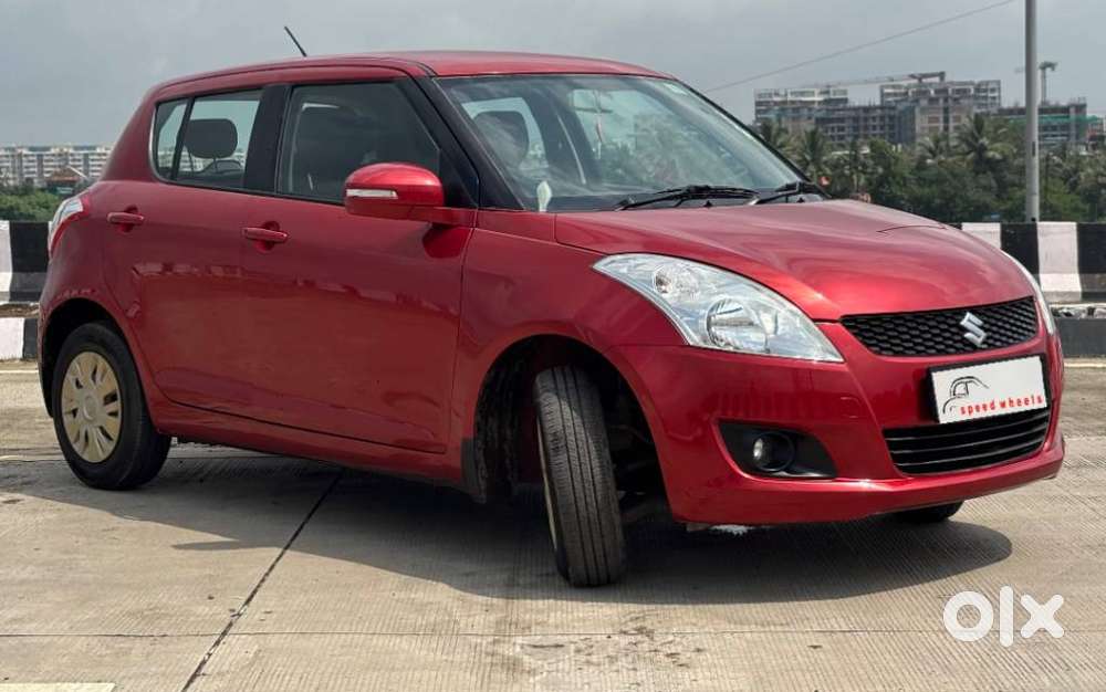 Maruti Suzuki Swift Vxi With Abs, 2013, Petrol