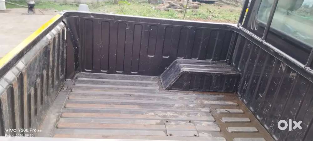 Mahindra Bolero Champer Gold