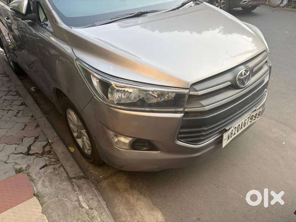 Toyota Innova Crysta 2016 Diesel 250000 Km Driven