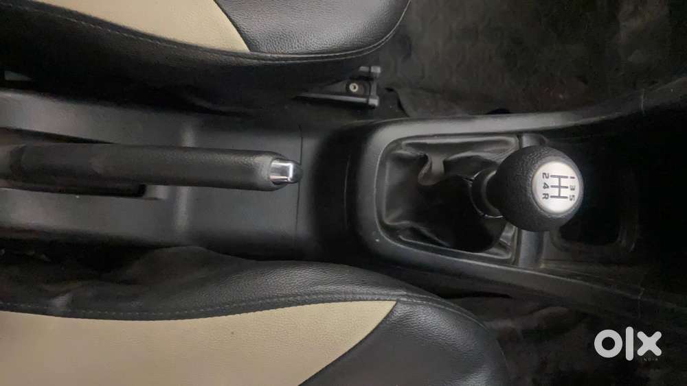 Maruti Suzuki Swift Vxi, 2015, Petrol