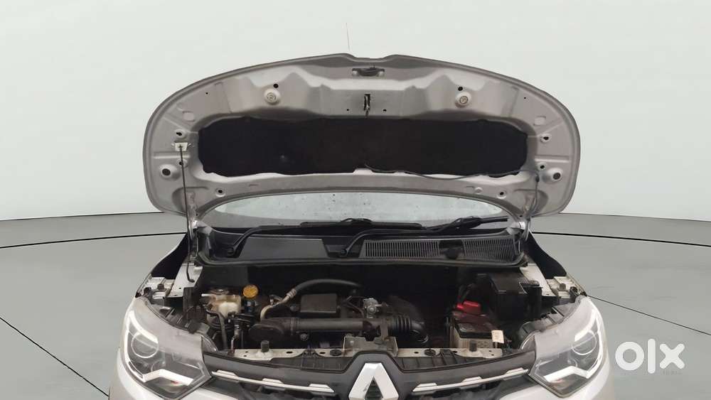 Renault Triber Rxz, 2022, Petrol