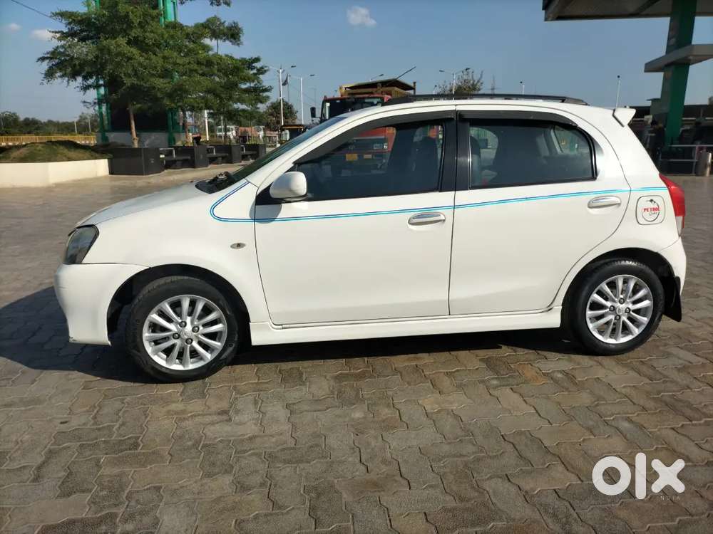 Toyota Etios Liva 2011