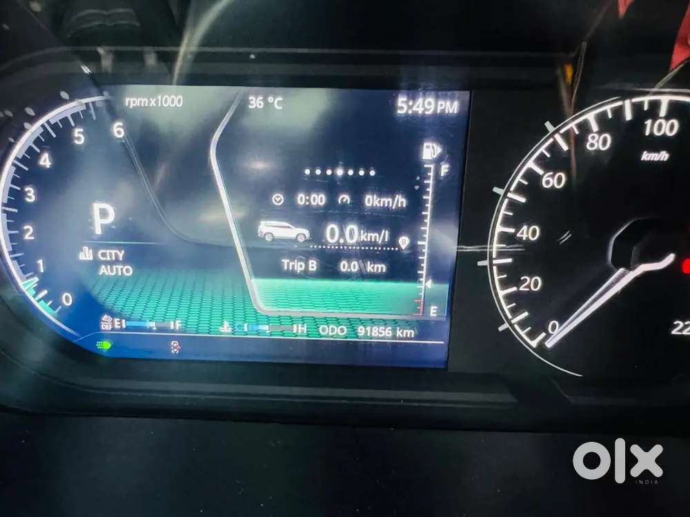 Tata Safari Xza Black Edition