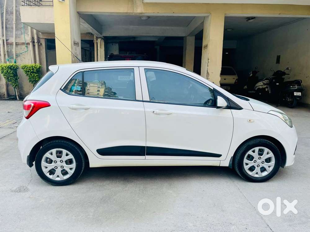 Hyundai Grand I10 2015 Petrol 36000 Km Driven