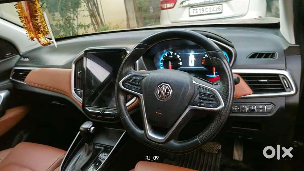 Mg Hector Plus 2021 Diesel Well Maintained