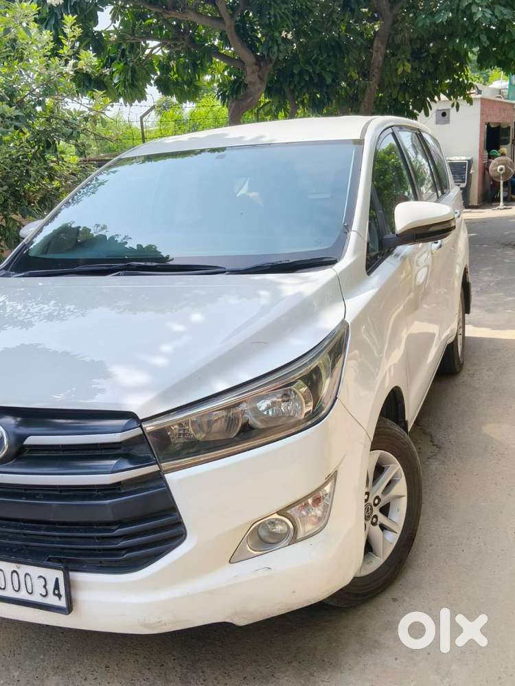 Toyota Innova Crysta 2018 Diesel Well Maintained
