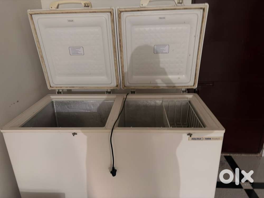 Voltas freeze for shop