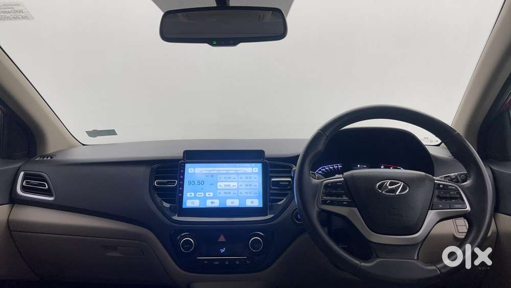 Hyundai Verna 1.5 Sx Ivt, 2022, Petrol