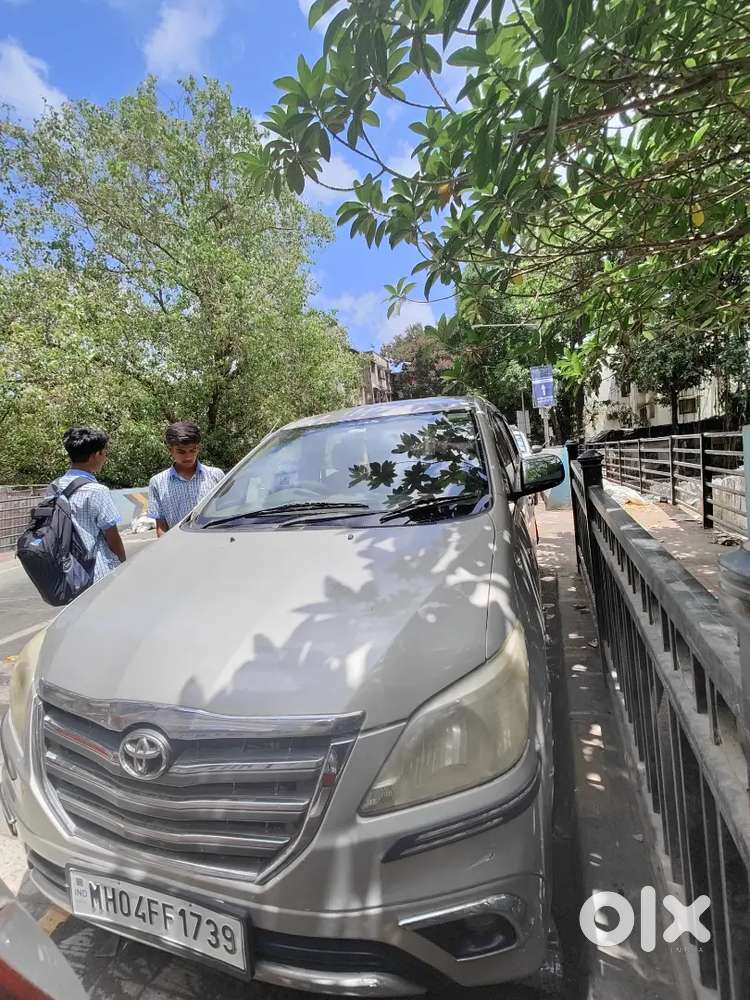 Toyota Innova 2012 Diesel 2nd Owner