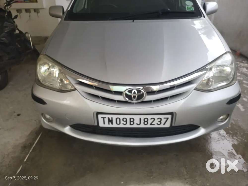 Toyota Etios 2011 Petrol Well Maintained