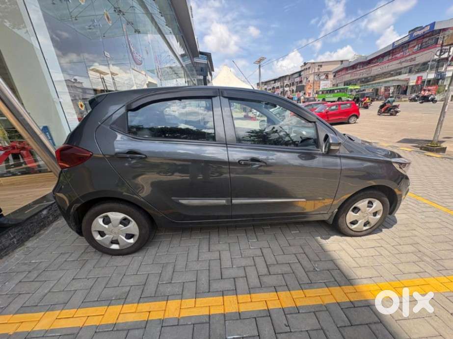 Tata Tiago 1.2 Revotron Xt, 2020, Petrol