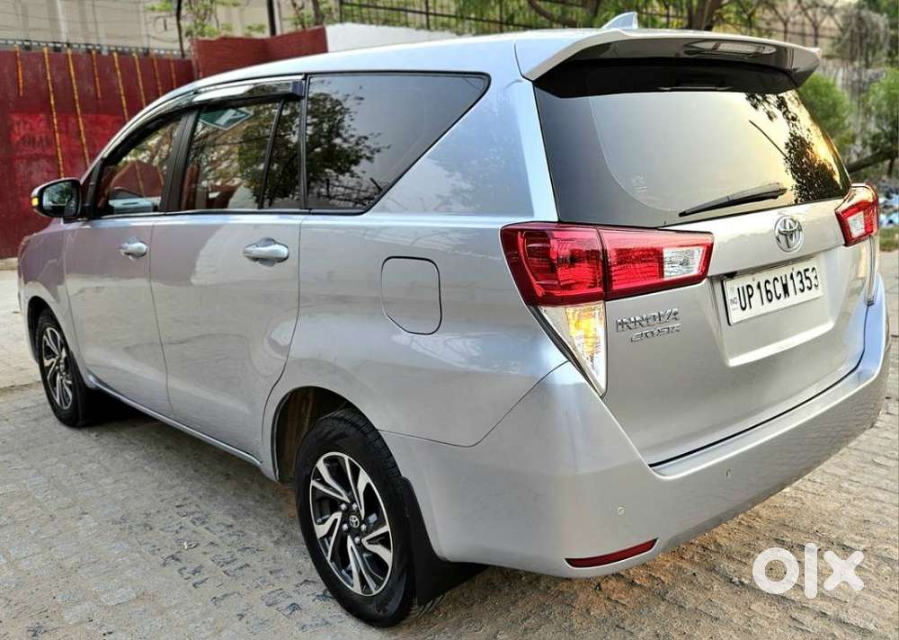 Toyota Innova Crysta 2.4 G Mt, 2021, Diesel