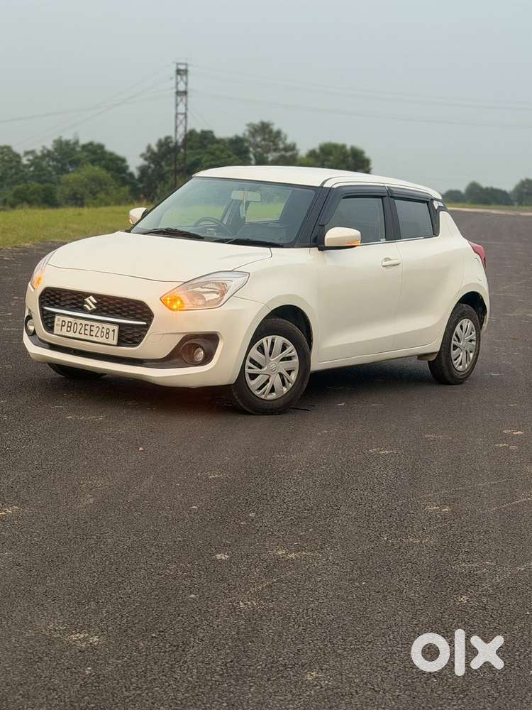 Maruti Suzuki Swift Vxi Optional, 2021, Petrol