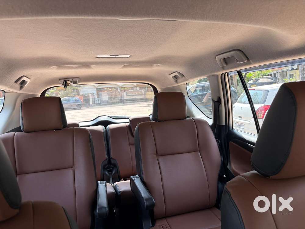 Toyota Innova Crysta 2.4 G Mt, 2020, Diesel