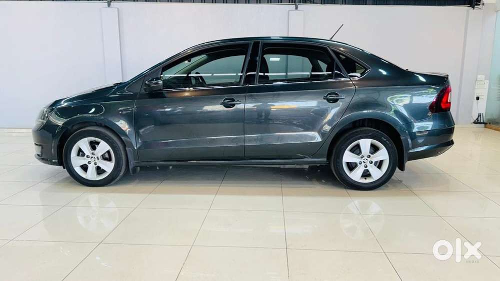 Skoda Rapid Petrol 2021