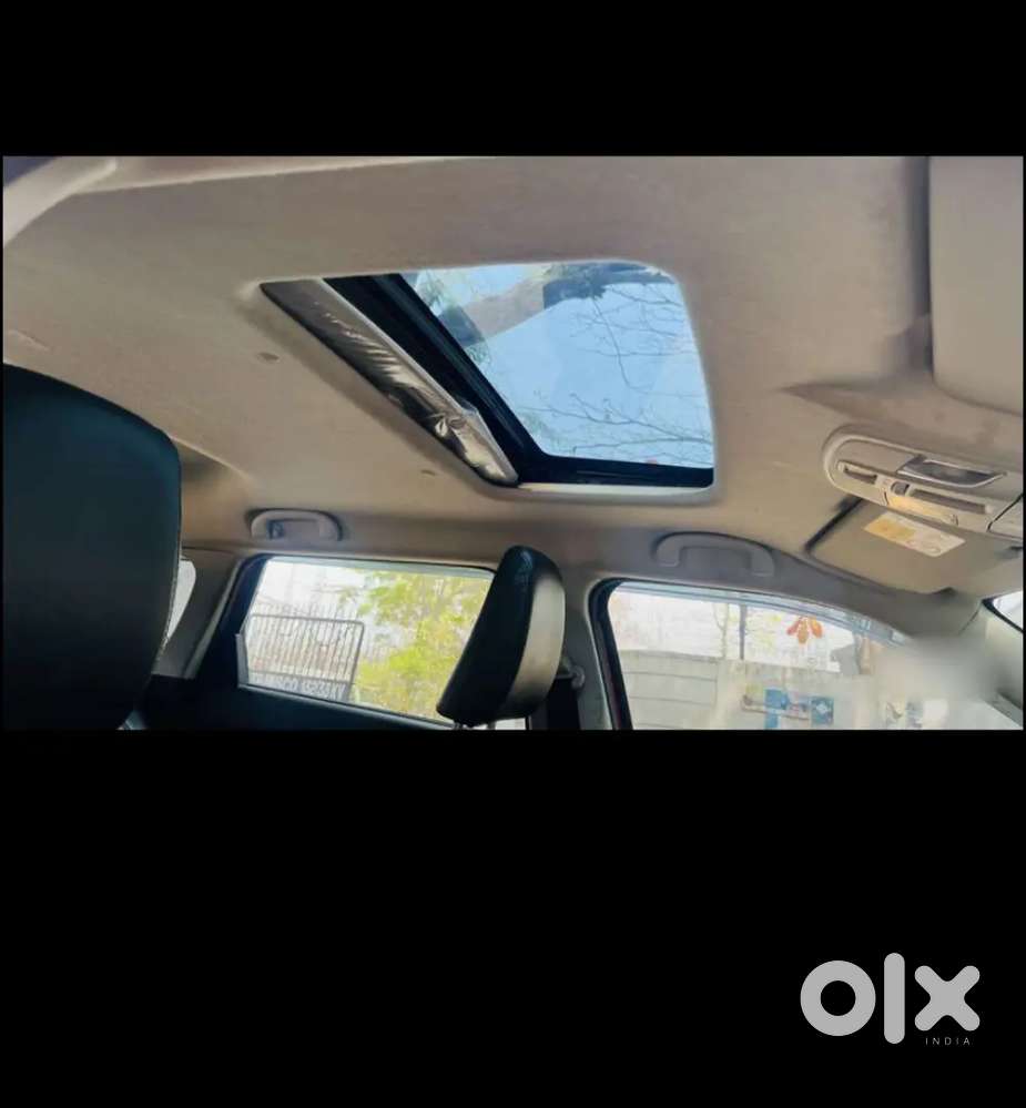 Maruti Brezza Zxi At 2025  Mint Condition  Only 11k Km  Top Maintai