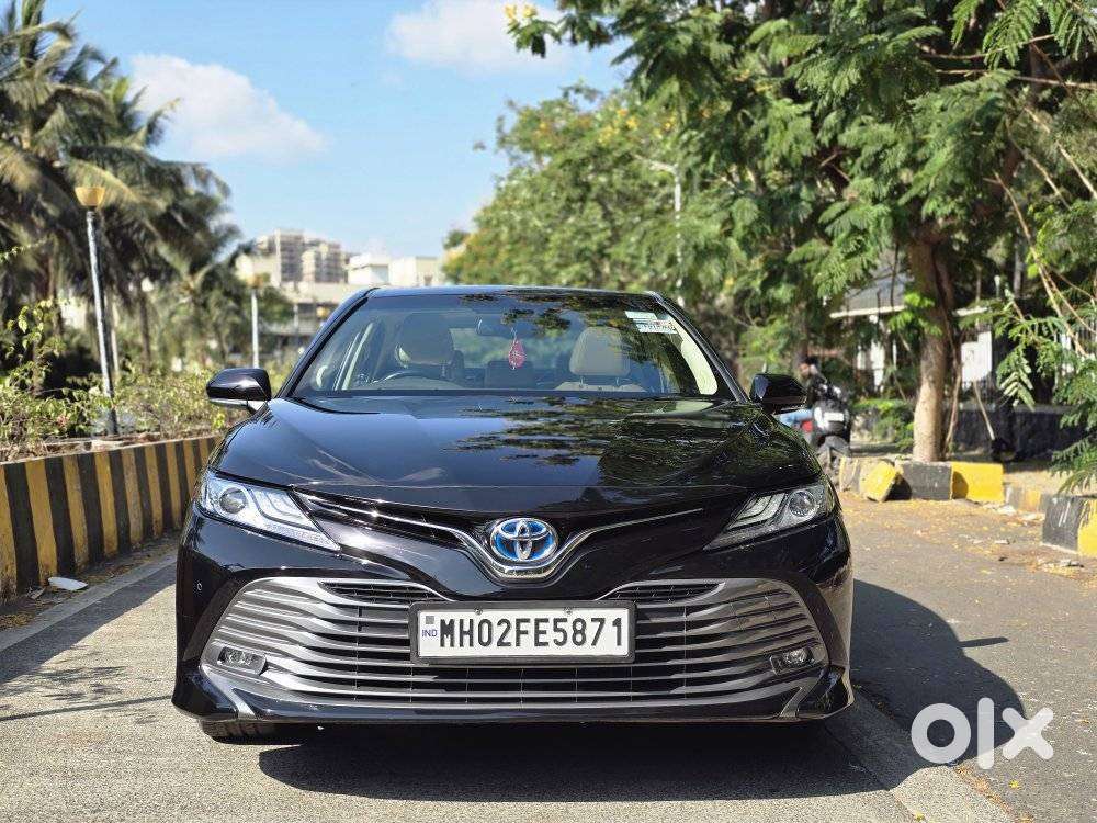 Toyota Camry Hybrid, 2019, Petrol