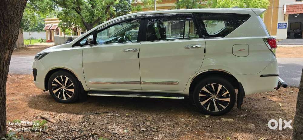 Toyota Innova Crysta 2.8z Automatic, 2021, Diesel