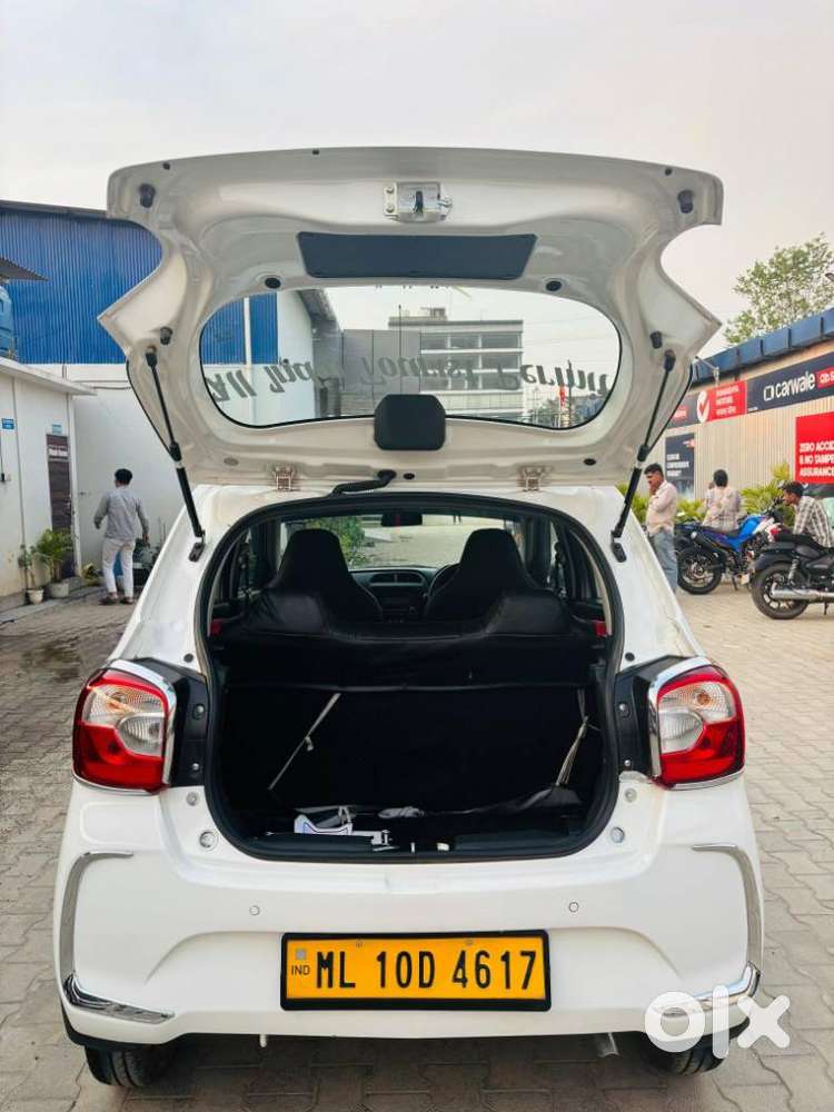 Maruti Suzuki Alto K10 Vxi (o), 2025, Petrol